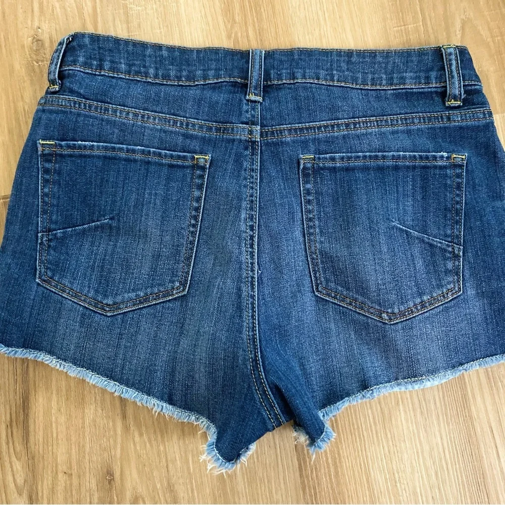 ☀️☀️❤️ Aritzia Talula High Waisted Dark Wash Blue Denim Frayed Summer Shorts